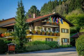 Гостиница Hotel Garni Zeranka, Рупольдинг